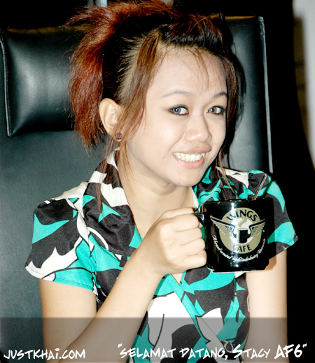 Stacy AF6 & Haziq AF4 di Limkokwing University